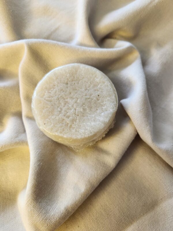 pale colored shampoo bar